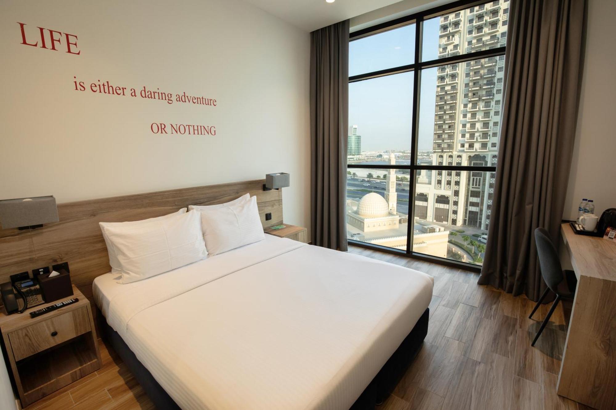 Kingsgate Al Jaddaf Hotel By Millennium Dubaj Zewnętrze zdjęcie